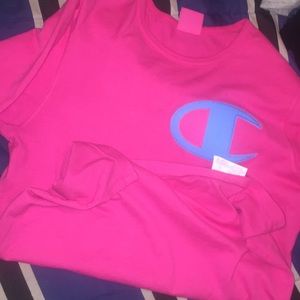Champion Shirts - Champion Shirt Mens Small Champion Shirts - Champion Shirt Mens Small